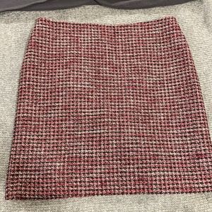 White House Black market Tweed pencil skirt size 8